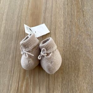 Bonpoint Soft Knit Baby Booties - Cream